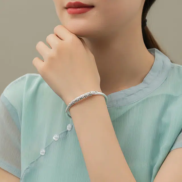 完美爱 花丝孔雀推拉 足银 手镯 女款