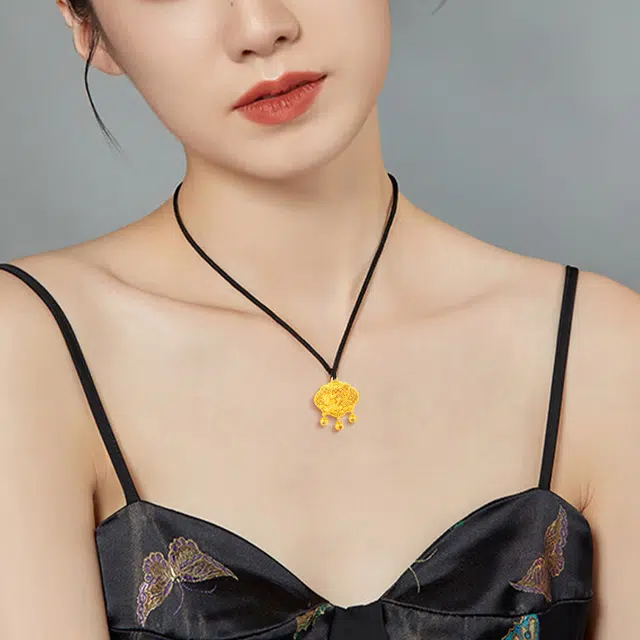 S925