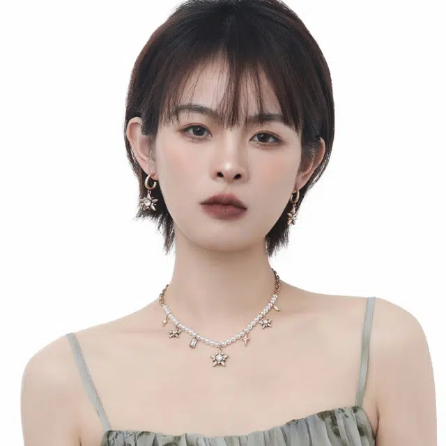 五角星风格融合多种潮流元素的个性锁骨链 合金 项链 女款