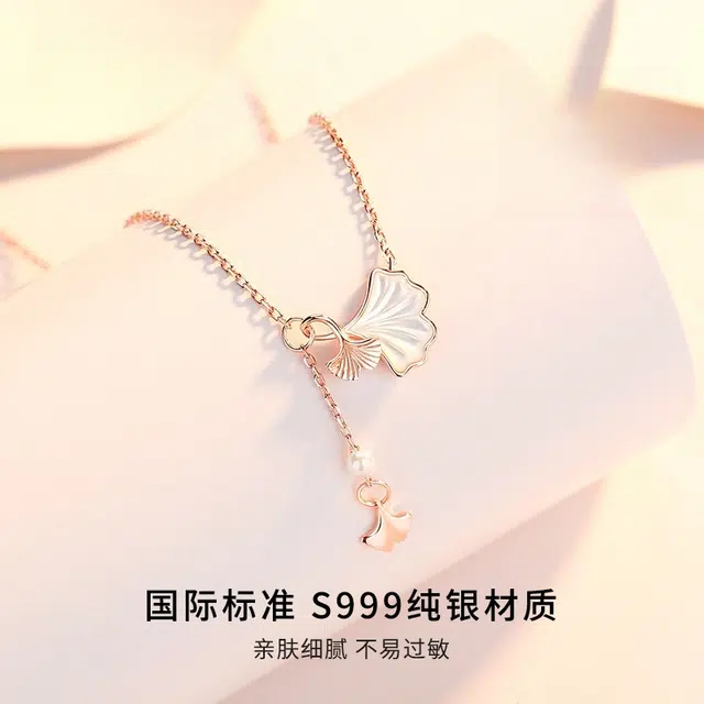 999