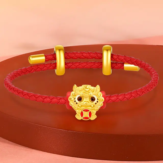 999