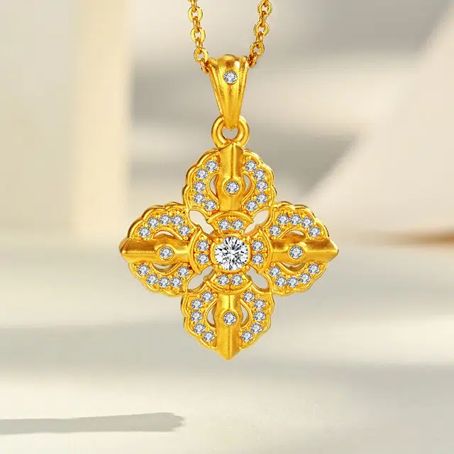 雅生珠宝 四叶草吊坠古法点钻锁骨链 金刚杵吊坠挂坠#好运 足金 一口价 黄金项链 女款