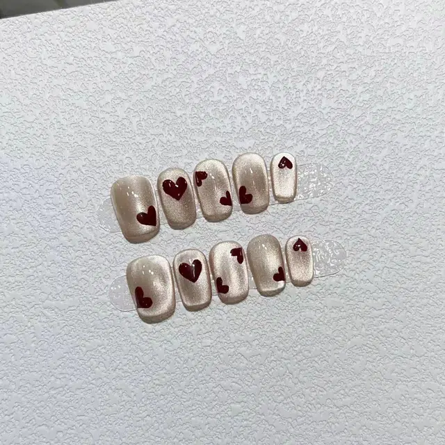 几多萌 纯手工  穿戴甲 短短梯红色裸色 猫眼