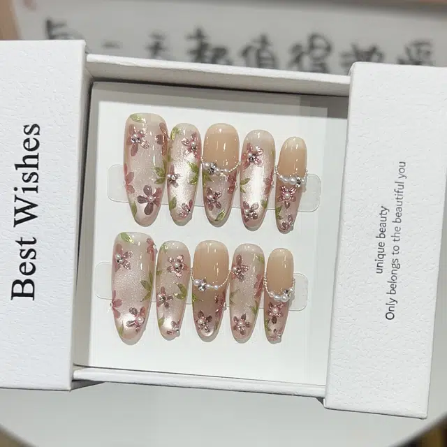 几多萌 手工穿戴甲高级裸色法式冰透猫眼手绘魔镜小花珍珠美甲可拆卸甲片  穿戴甲 杏仁裸色裸色 法式