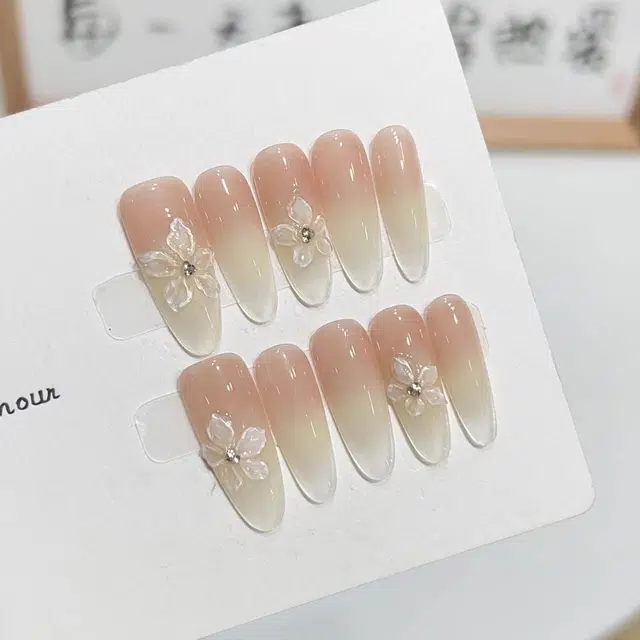几多萌 穿戴甲高级感夏季冰透 冰花美甲成品显白假指甲贴片可拆卸  椭圆长款裸色渐变 纯欲