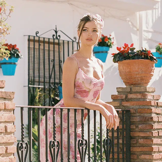 NANA JACQUELINE