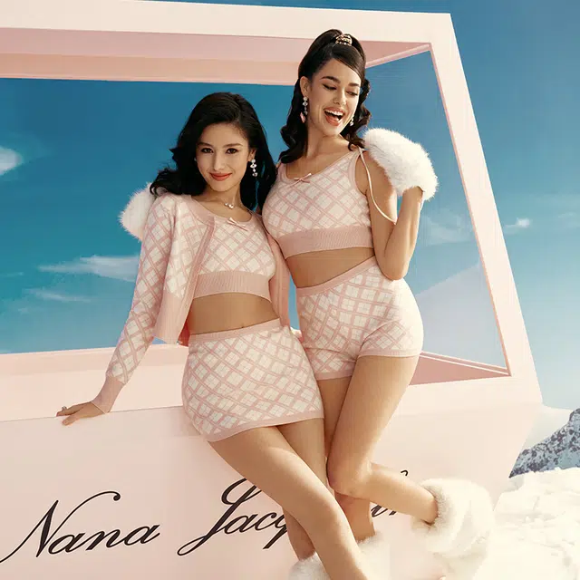 NANA JACQUELINE
