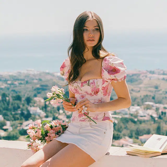 NANA JACQUELINE