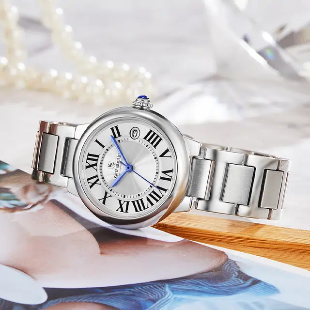 Katie Ermilio 33 30 KE-S492BAQ