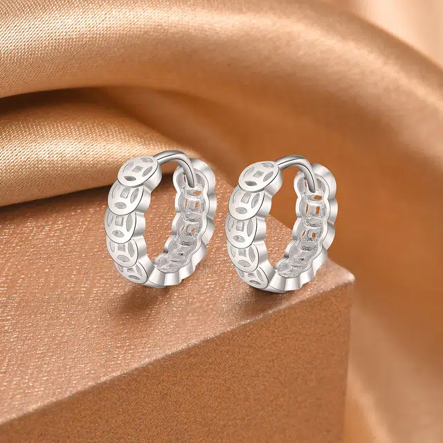 990