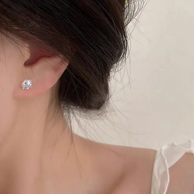 S925