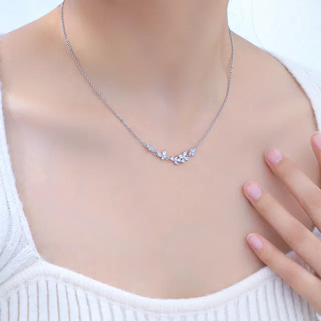 恋朵 紫藤花 满钻 小众高级感 锁骨链 铜合金 项链 女款