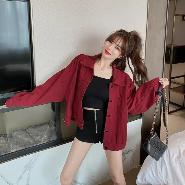 拉夏贝尔 开衫韩版翻领落肩单排扣牛仔外套 女款 酒红色