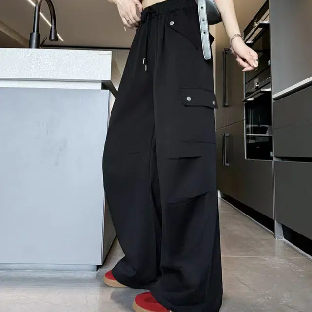 拉夏贝尔 美式高腰纯色系带舒适通勤工装裤 女款 黑色