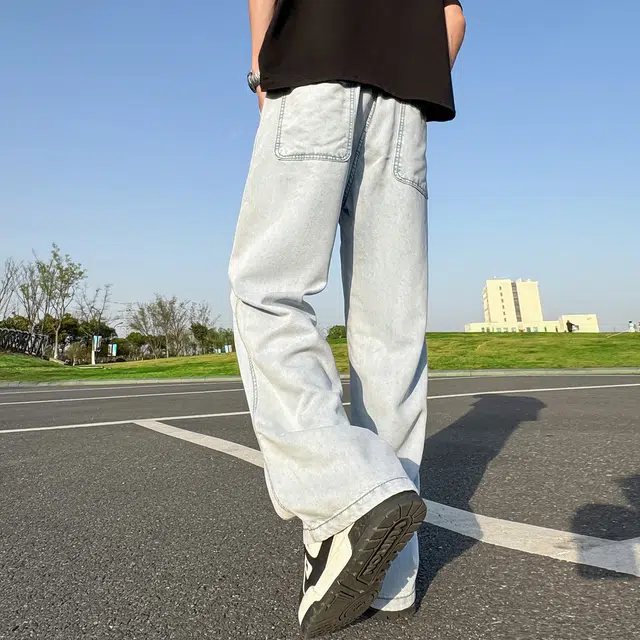 JEANSWEST