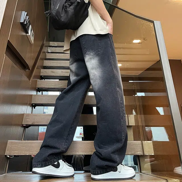 JEANSWEST