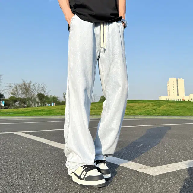 JEANSWEST