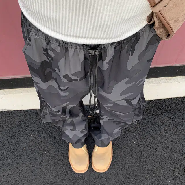 JEANSWEST