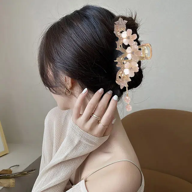 贯古今 樱花超仙流苏抓夹个性百搭洋气奢华时尚 合金 发夹 女款