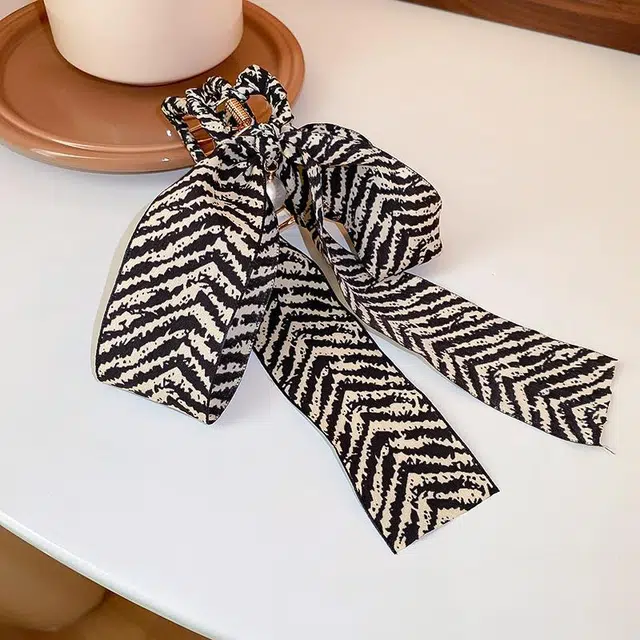 贯古今 高级感条纹蝴蝶结飘带后脑勺盘发鲨鱼夹 合金 发夹 女款