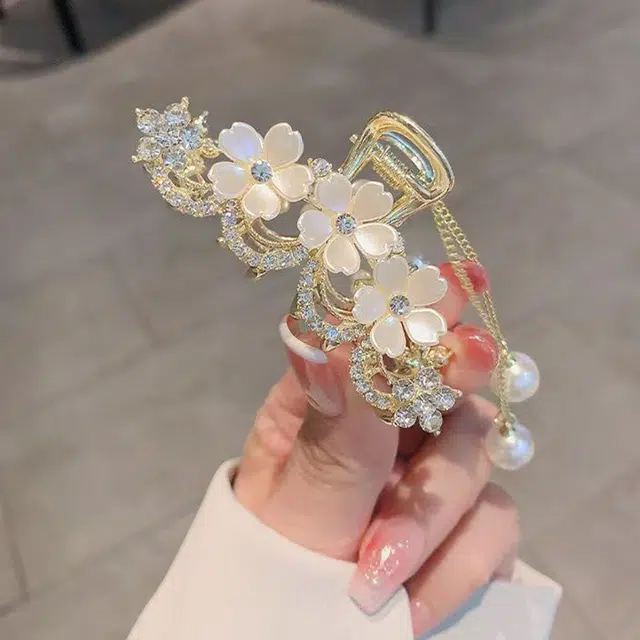 贯古今 樱花超仙流苏抓夹个性百搭洋气奢华时尚 合金 发夹 女款