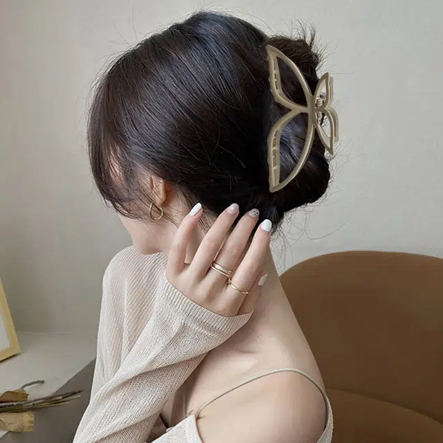 贯古今 高级感蝴蝶结磨砂后脑勺盘发抓夹小众气质鲨鱼 合金 发夹 女款