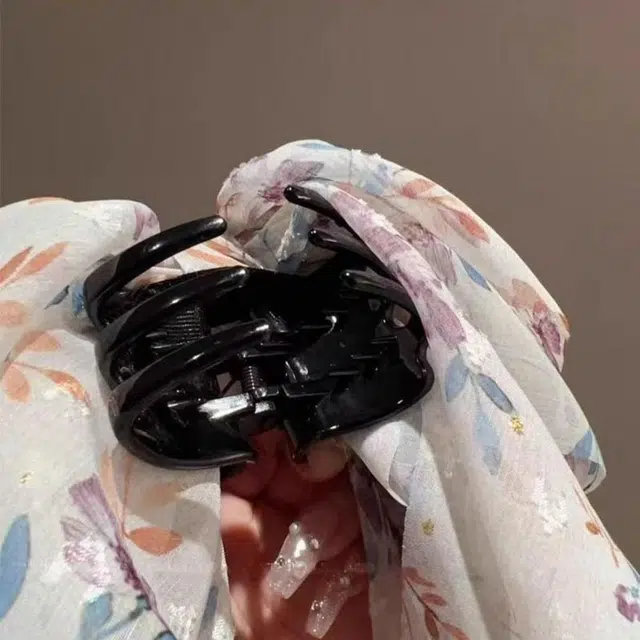 贯古今 碎花蝴蝶结飘带抓夹高级感马尾后脑勺鲨鱼夹子#好运 布艺 发夹 女款