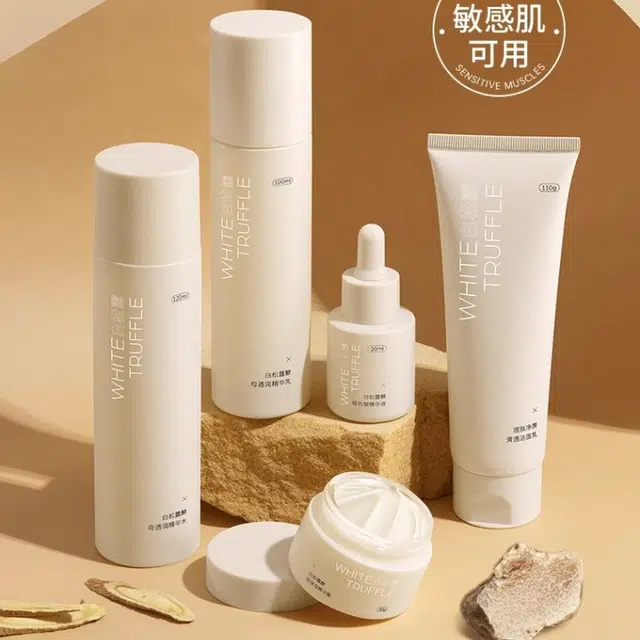 水木花草 白松露护肤组合装 保湿补水