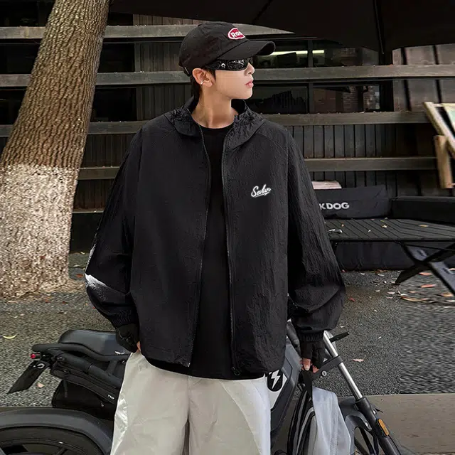 7 SEVFUN UPF50+Logo3Mcleanfit
