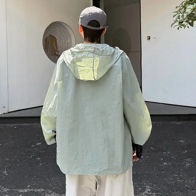 7 SEVFUN UPF50+Logo3Mcleanfit