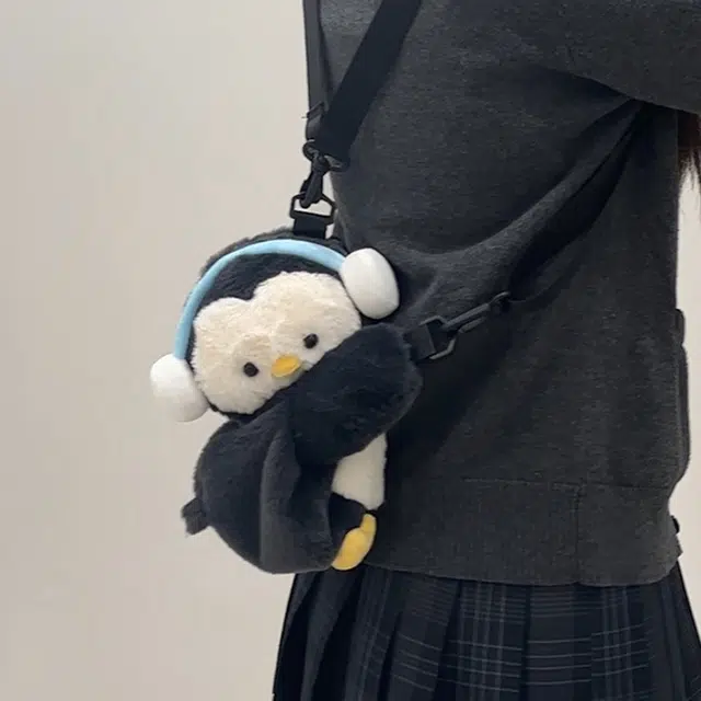 抱竹 古力古力 企鹅趴趴系列 可爱 毛绒 双肩包 中号 男女同款情侣款 深灰色
