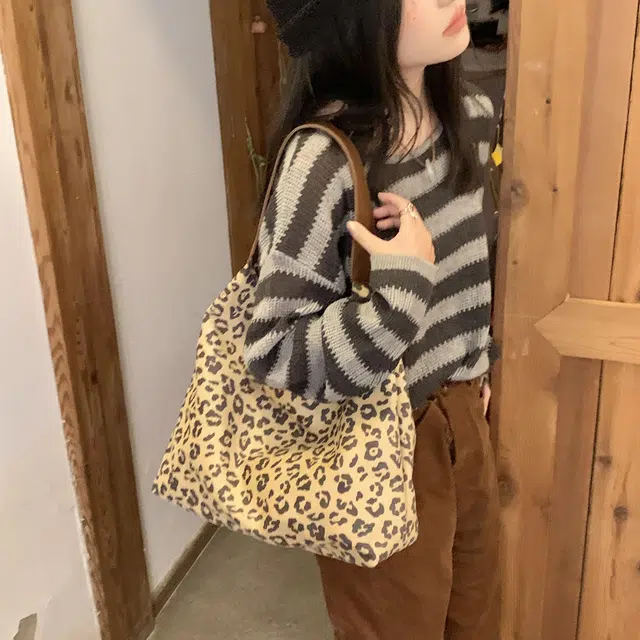WEIERLUN Tote