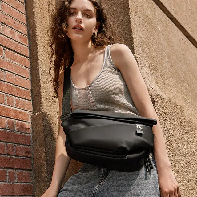 PIERRE CARDIN Magic Pocket