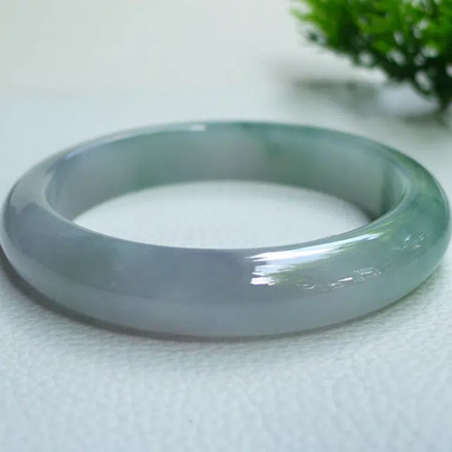 54.3mm