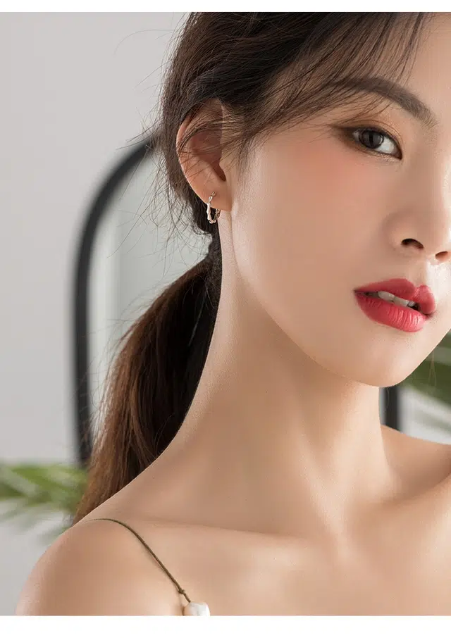 ins 990