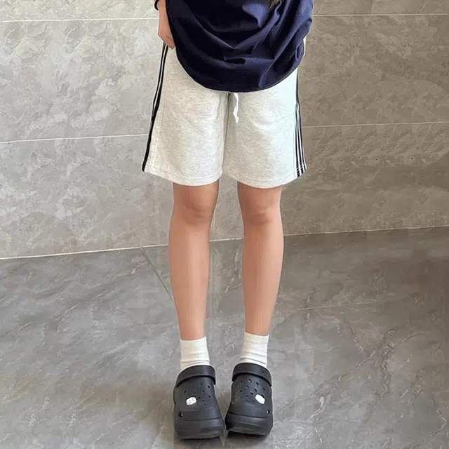 泰迪熊 美式复古简约基础纯色宽松条纹拼接撞色三杠五分直筒休闲短裤 男女同款