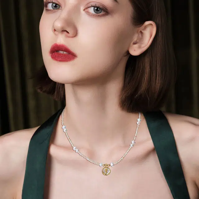 Eternelle