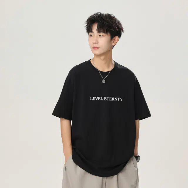 LEVEL logoT