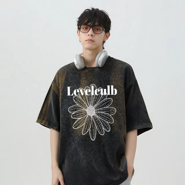 LEVEL T
