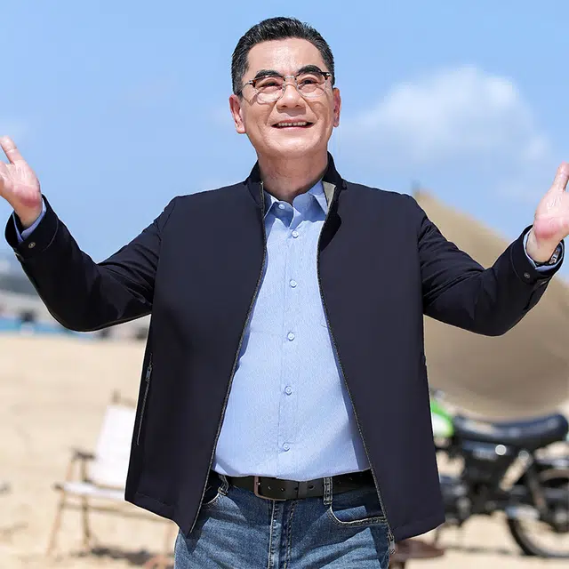 老爷车 爸爸装立领拉链商务休闲常规长袖夹克外套 男款