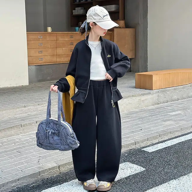 SMILEYWORLD 20251210