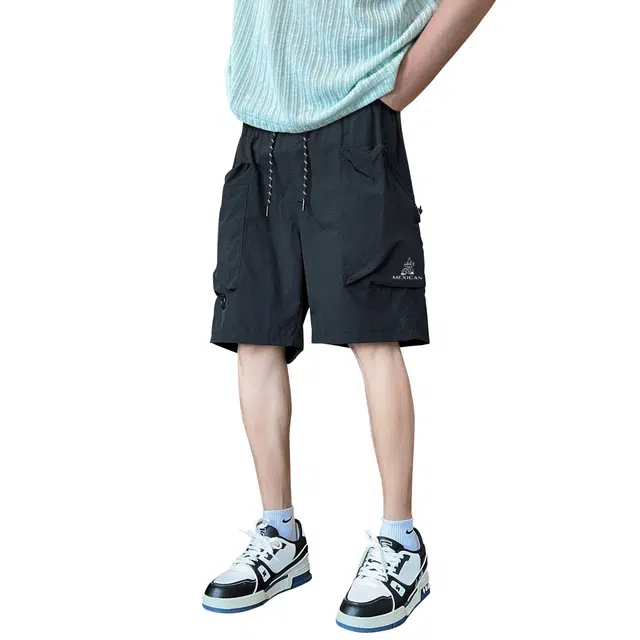 稻草人 美式高街潮牌无性别主义创意字母百搭宽松户外跑步运动日常通勤亲肤舒适基础款休闲工装短裤 男女同款