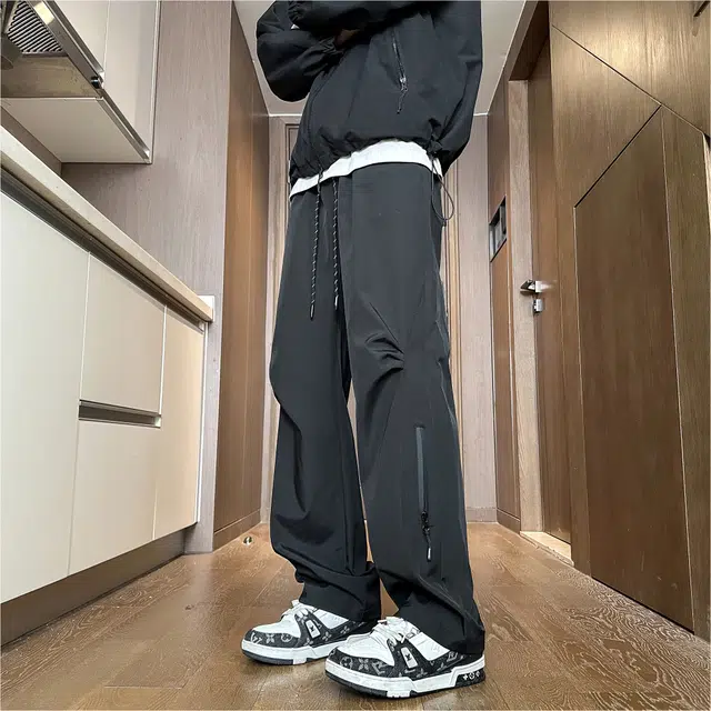 稻草人 美式运动户外防风防水速干字母中腰宽松系带直筒休闲工装裤 男女同款 绿色