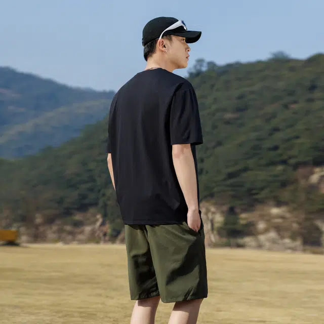 稻草人 美式高街简约基础款纯色户外跑步运动透气休闲宽松舒适百搭短袖短裤健身套装 男女同款