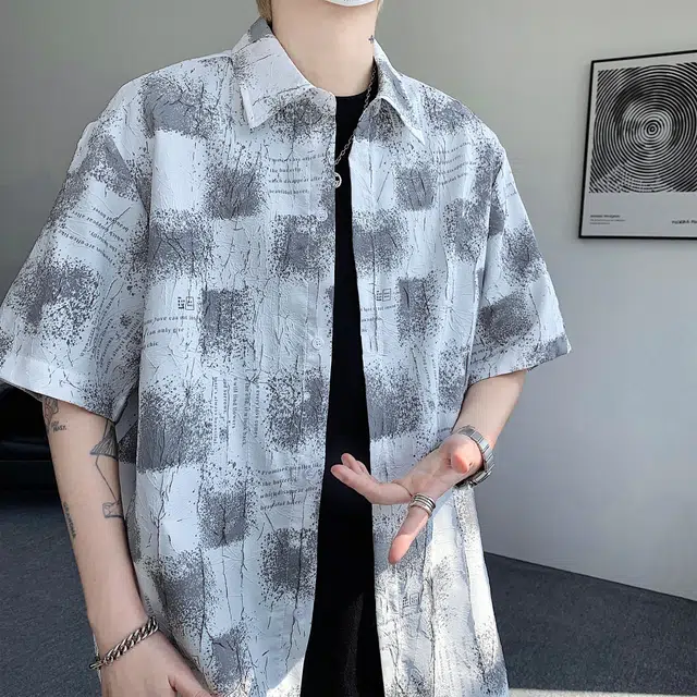 稻草人 创意涂鸦裂纹设计感翻领宽松休闲百搭文艺风夏威夷轻薄亲肤舒适凉感五分落肩袖外套衬衫 男女同款