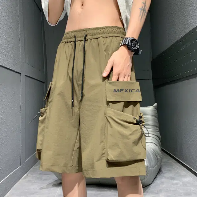稻草人 美式高街潮牌无性别主义创意字母百搭宽松户外抽绳大口袋休闲运动日常通勤舒适基础款工装短裤 男女同款