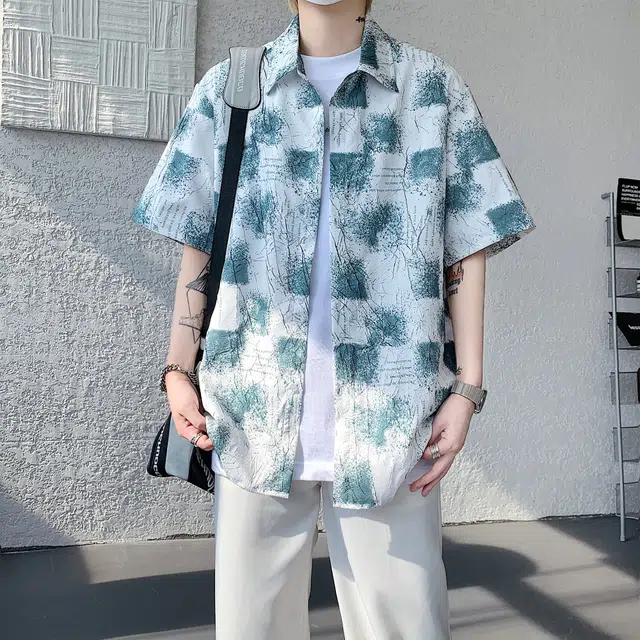 稻草人 创意涂鸦裂纹设计感翻领宽松休闲百搭文艺风夏威夷轻薄亲肤舒适凉感五分落肩袖外套衬衫 男女同款