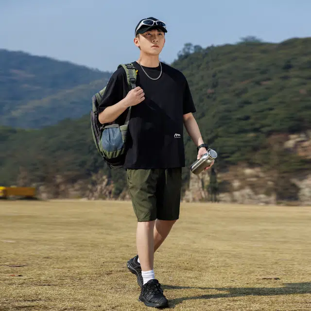 稻草人 美式高街简约基础款纯色户外跑步运动透气休闲宽松舒适百搭短袖短裤健身套装 男女同款