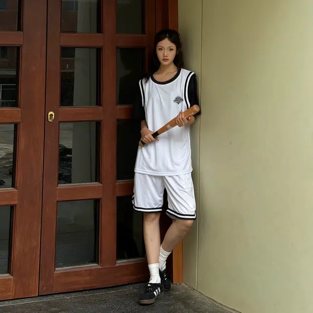 稻草人 美式假两件简约拼接圆领上衣宽松直筒条纹舒适五分透气下衣篮球套装 男女同款