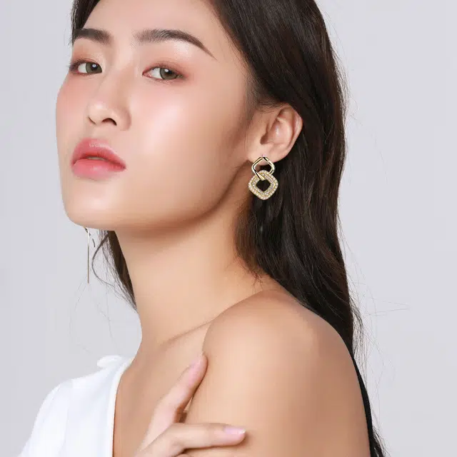 阿黛丽 潮小众设计感耳饰韩国气质高级感耳坠耳钉 合金 耳环 女款